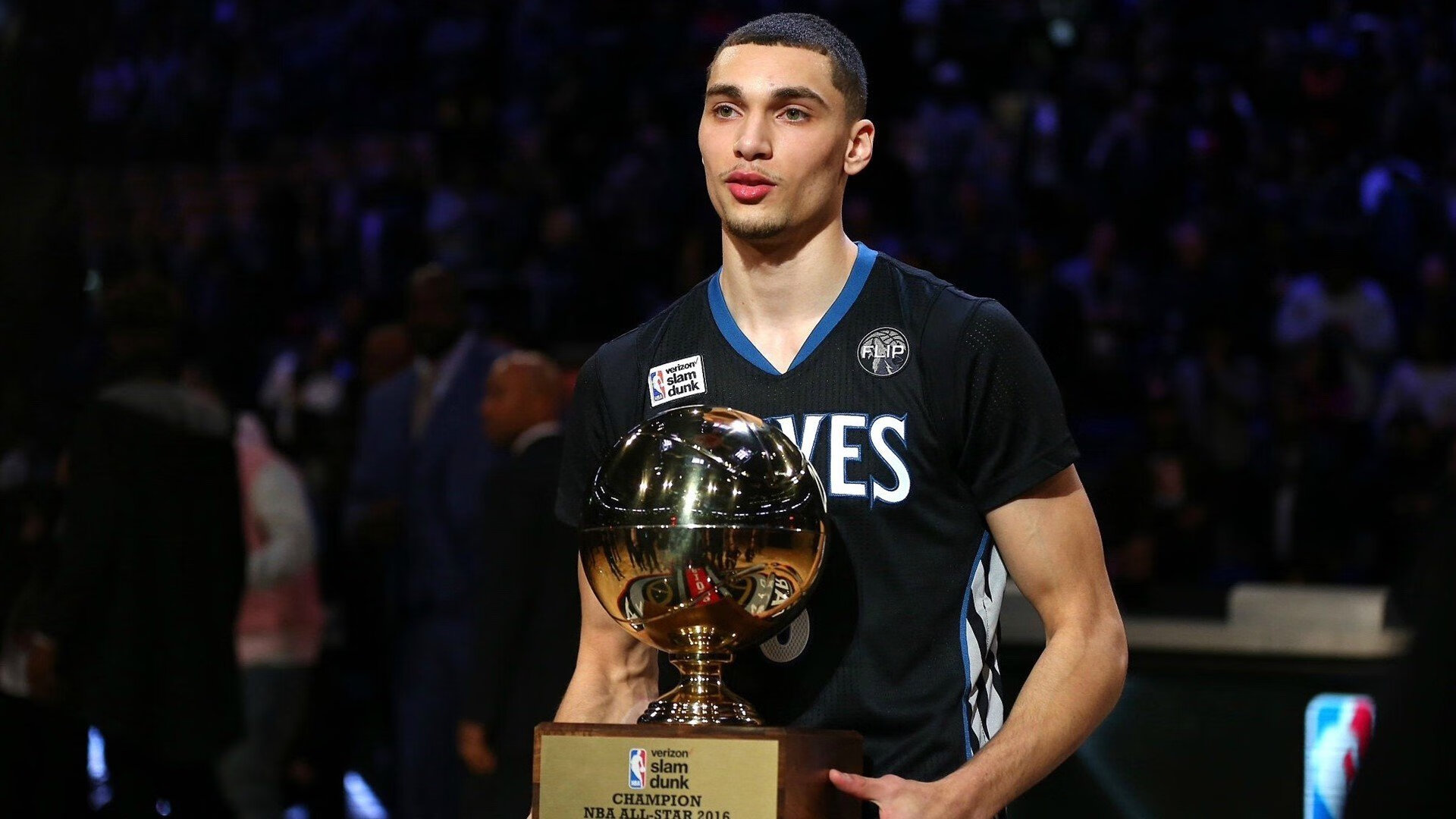 字母哥突破频率上升雄鹿打出高效开局,字母哥伤退雄鹿加时险胜热火